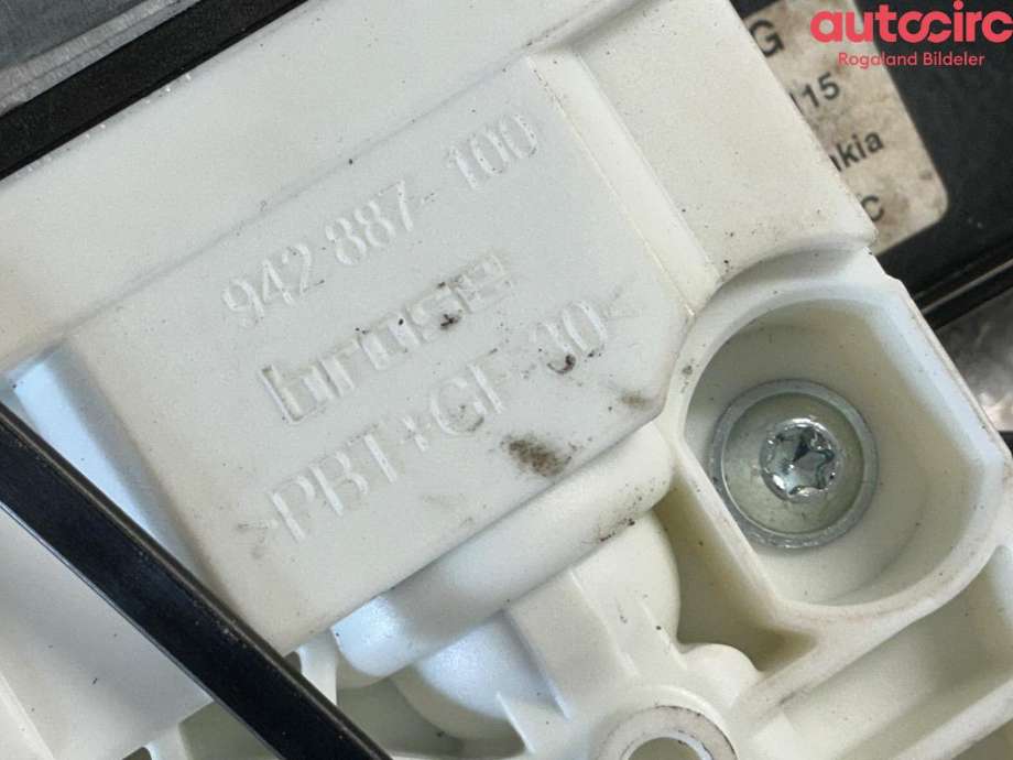 Ruteheis venstre foran til Audi Q5 2012-2017 (Type I, Fase 2) (AUDI|8R0 837 461 G)