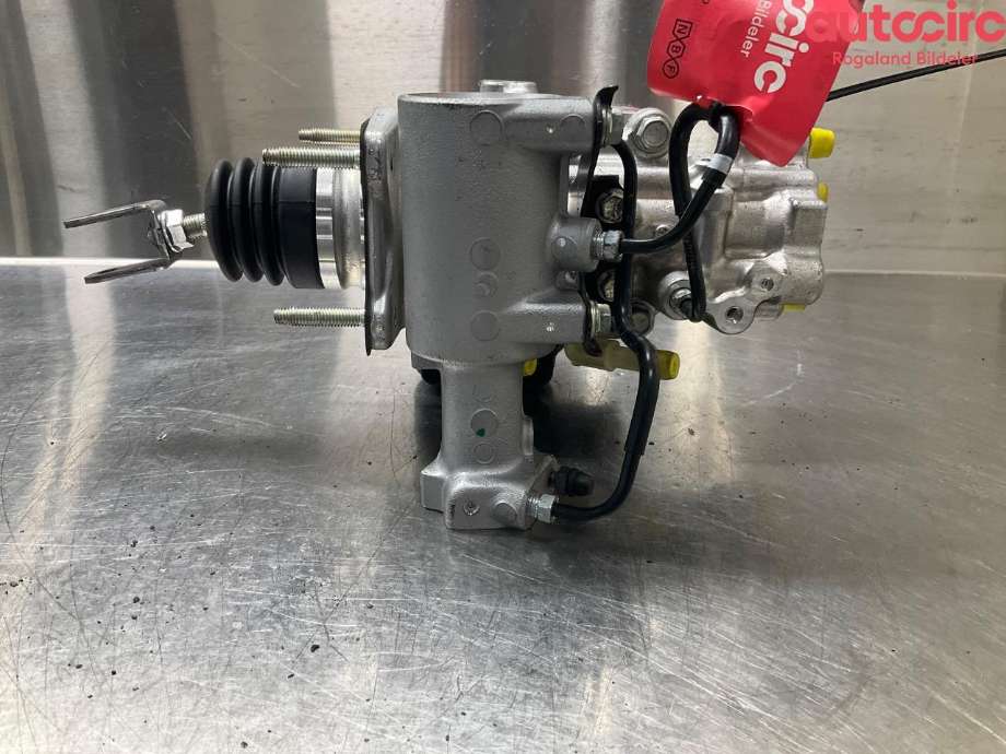 ABS sentral til Toyota Auris 2015-2019 (Type II, Fase 2)  (TOYOTA|4705012150)