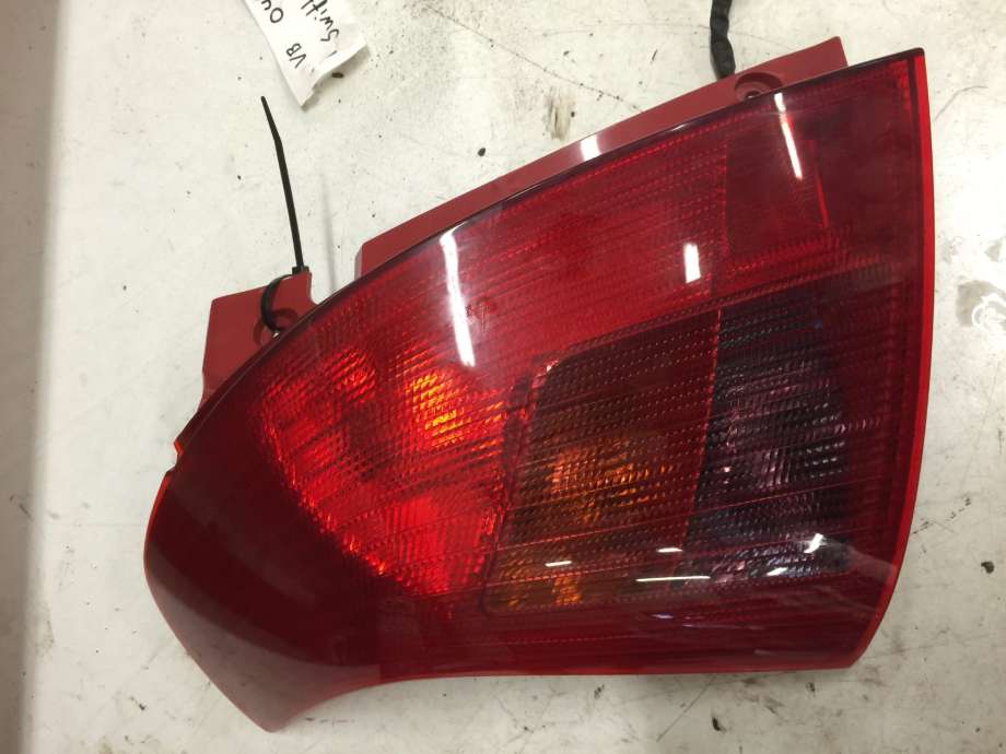 Baklykt venstre til Suzuki Swift, 2005-2010  (SUZUKI|35670-63J00)