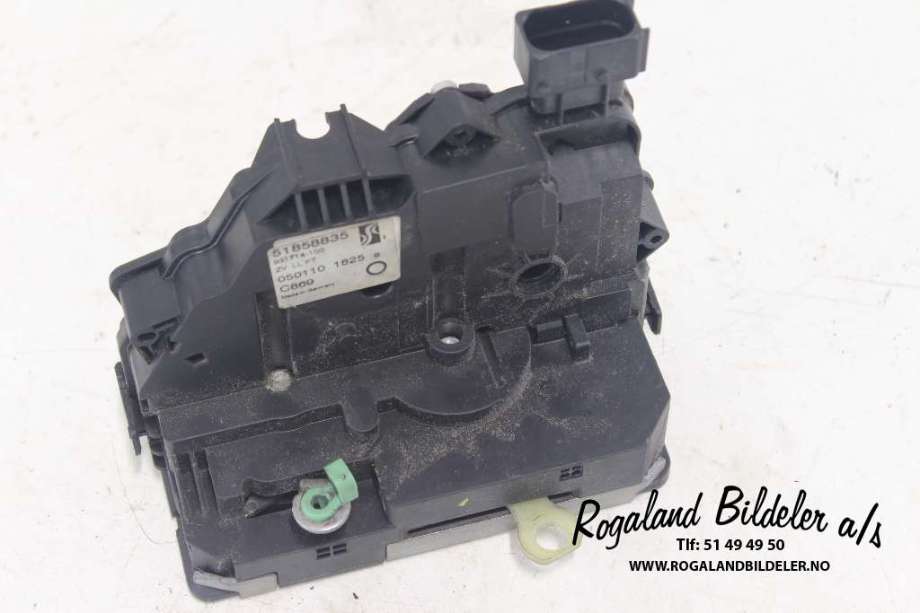Låsekasse venstre til Fiat Punto 2010-->> (Type III, Fase 2) EVO EVO (FIAT|52065094|51858835|)
