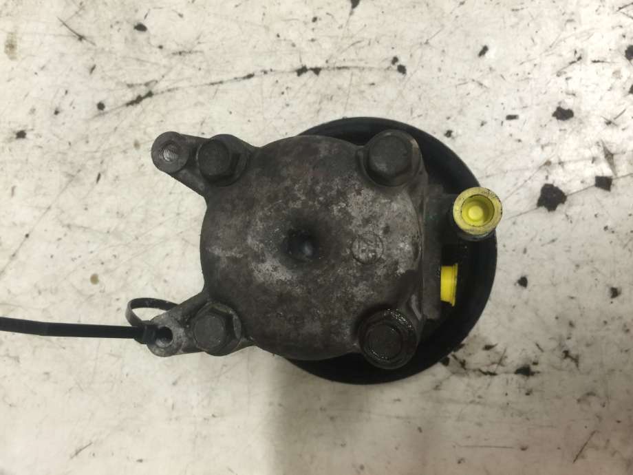 Servo pumpe mekanisk til BMW 3-Serie, 1998-2005 (E46) (E46) (BMW|32 41 6 750 111)