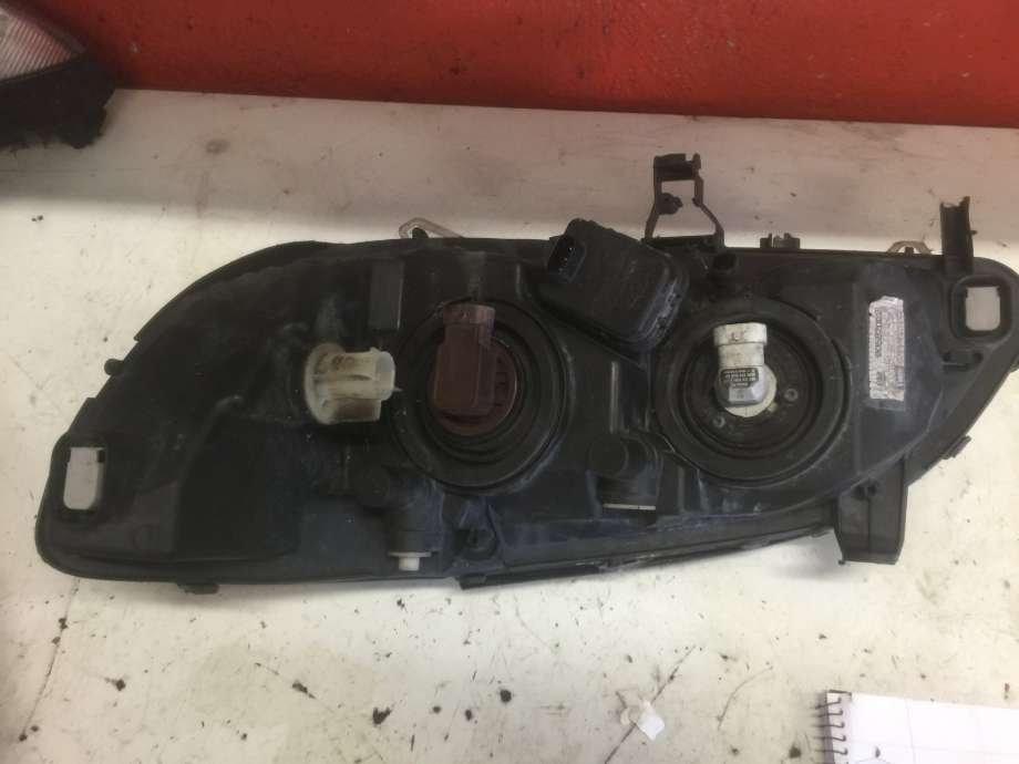 Frontlykt høyre halogen til Opel Zafira A 1999-2005  (OPEL|90582022|67716821|)