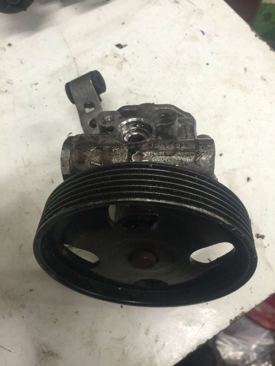 Servo pumpe mekanisk til Mazda 2 2004-2007 (Type I)  (MAZDA|296C 3A696 00 ES|)