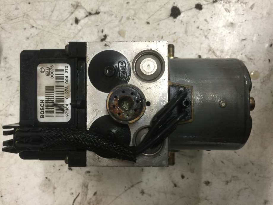 ABS sentral til Peugeot 406 1999-2004 (Fase 2)  (PEUGEOT|4541 W0|96 305 329 80)