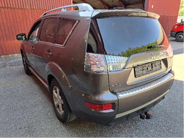 Mitsubishi Outlander 2010-2012 (Type II, Fase 2) , Motorkode: 4HK, Girkassekode: