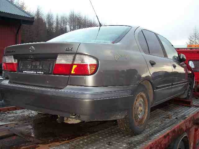 Nissan Primera 1996-1999 (Fase 1) (P11) (P11), Motorkode: SR20, Girkassekode: