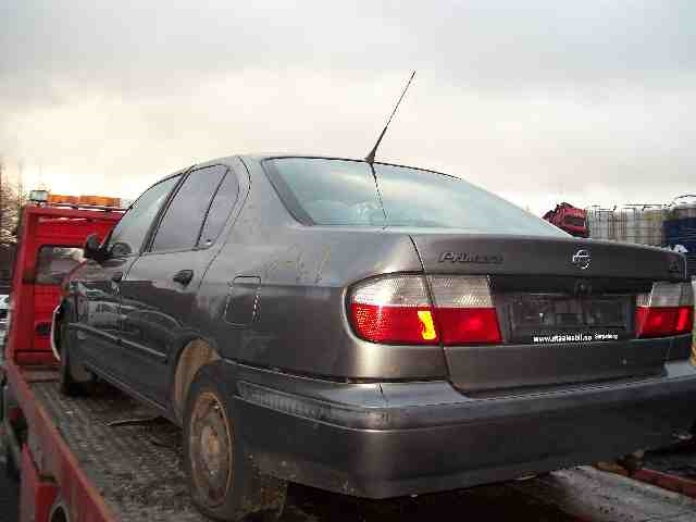 Nissan Primera 1996-1999 (Fase 1) (P11) (P11), Motorkode: SR20, Girkassekode: