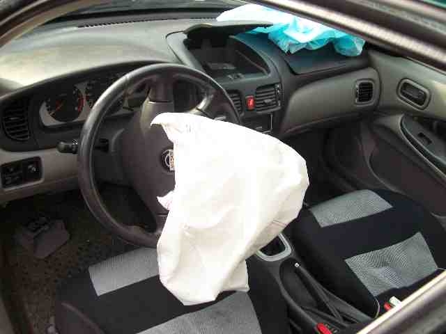 Nissan Almera 2000-2003 (Fase 1) (N16) (N16), Motorkode: QG15DE, Girkassekode: 