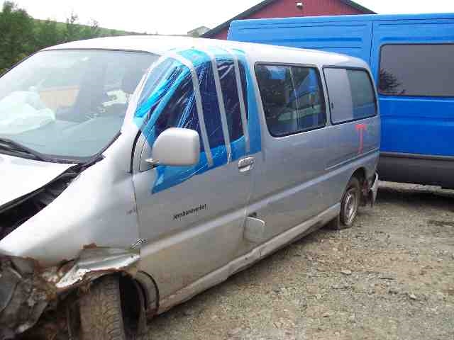 Toyota Hiace 2007-2012 (Fase 3) , Motorkode: 2KD-FTV, Girkassekode: R151