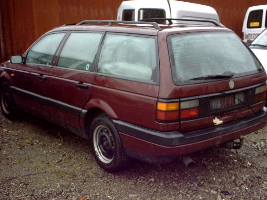 VW Passat 1989-1993 (B3) (B3), Motorkode: RA, Girkassekode: 