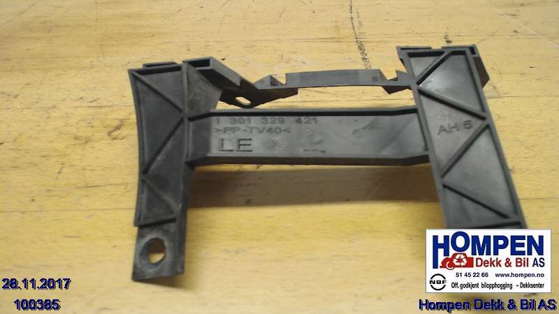 Frontlyktehus til VW Transporter / Caravelle, 2003-2009 (Fase 1) (T5) (T5) (VOLKSWAGEN|)