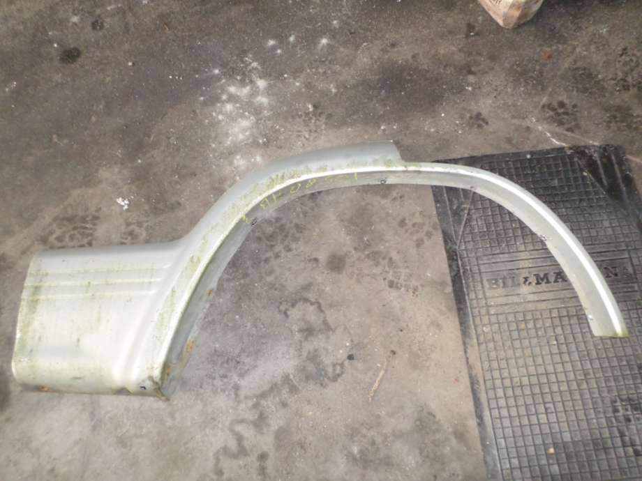 Hjulbuelist venstre foran til Mitsubishi Pajero, 1992-1999 (Type II)  (MITSUBISHI|MB679796)