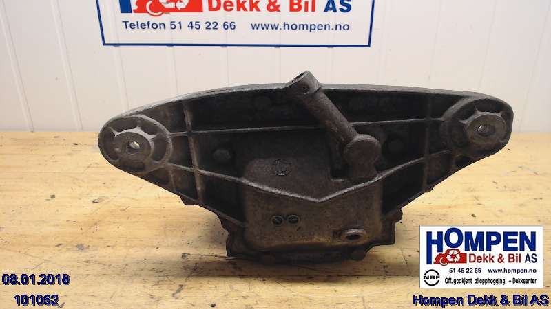 Kardang klokke bak til BMW 5-Serie 1996-2003 (E39) (E39) (BMW|33101428499|)