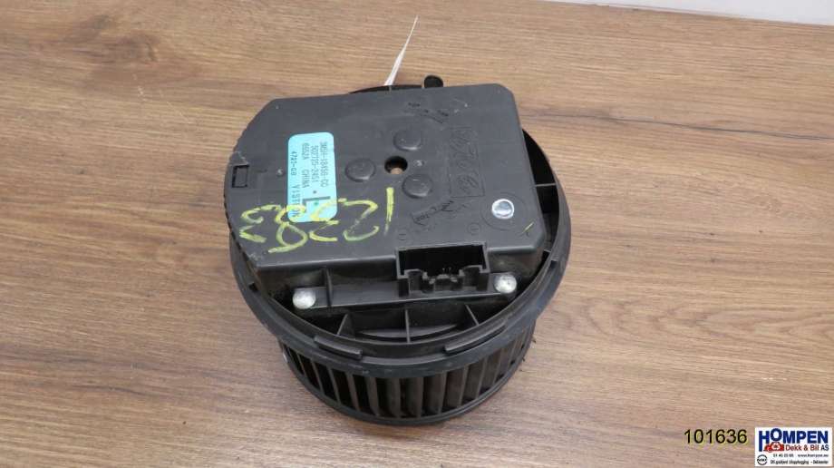 Varmeapparat motor til Ford C-Max 2003-2007 (Type I, Fase 1) (FORD|1382679|5027252451|3M5H18456CC)