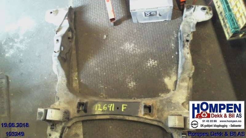 Travers foran hoved til Mercedes A-Klasse 2005-2012 (W169) (W169) (MERCEDES|A1696200787|)