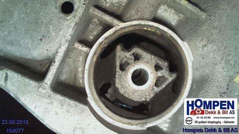 Travers foran hoved til VW Golf, Plus/Cross 2009-2013 (Fase 2) (VOLKSWAGEN|1K0199369F|)
