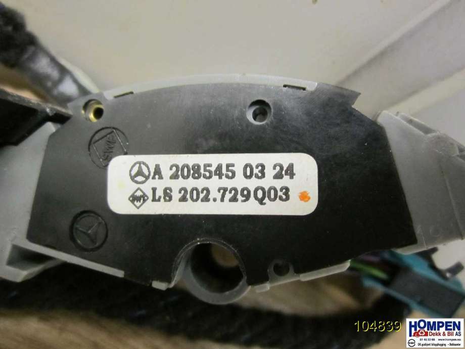 Bryter cruise control til Mercedes CLK 1997-2002 (C208) (C208) (MERCEDES|A2085450324|)