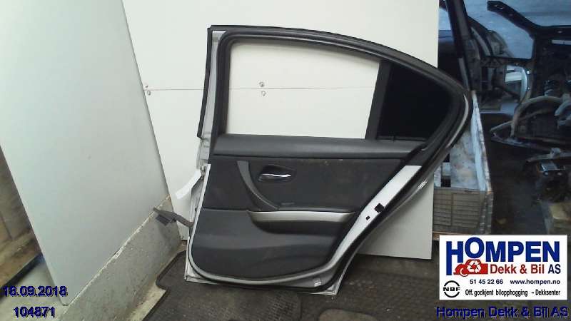 Dør høyre bak til BMW 3-Serie 2005-2011 (E90/E91/E92/E93) (E90/E91/E92/E93) (BMW|41007203648|)