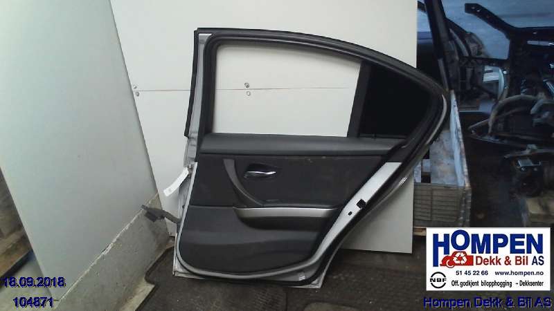 Dør høyre bak til BMW 3-Serie 2005-2011 (E90/E91/E92/E93) (E90/E91/E92/E93) (BMW|41007203648|)