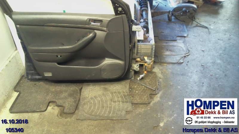 Dør venstre foran til Toyota Avensis 2003-2008 (Type II) (TOYOTA|6700205050|)