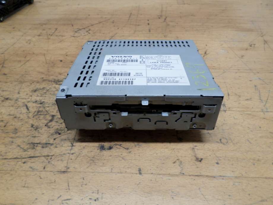 Bilstereo til Volvo V50 2004-2007 (Fase 1)  (VOLVO|36050117|)