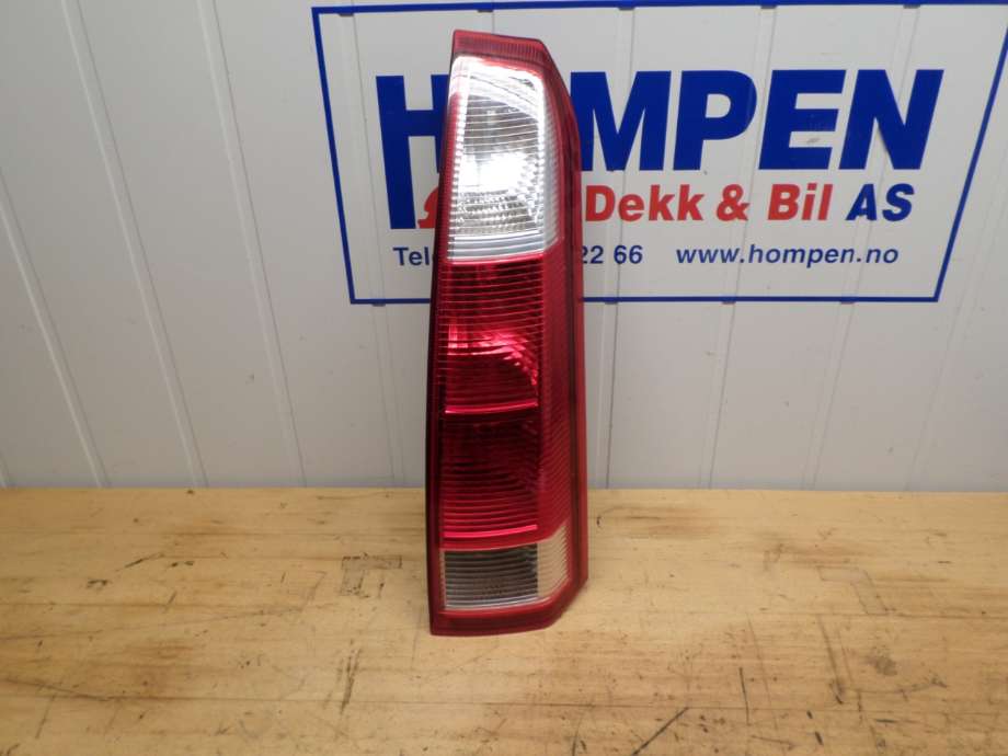 Baklykt høyre til Opel Meriva A 2003-2010 (OPEL|93176392|89398085|93294346)