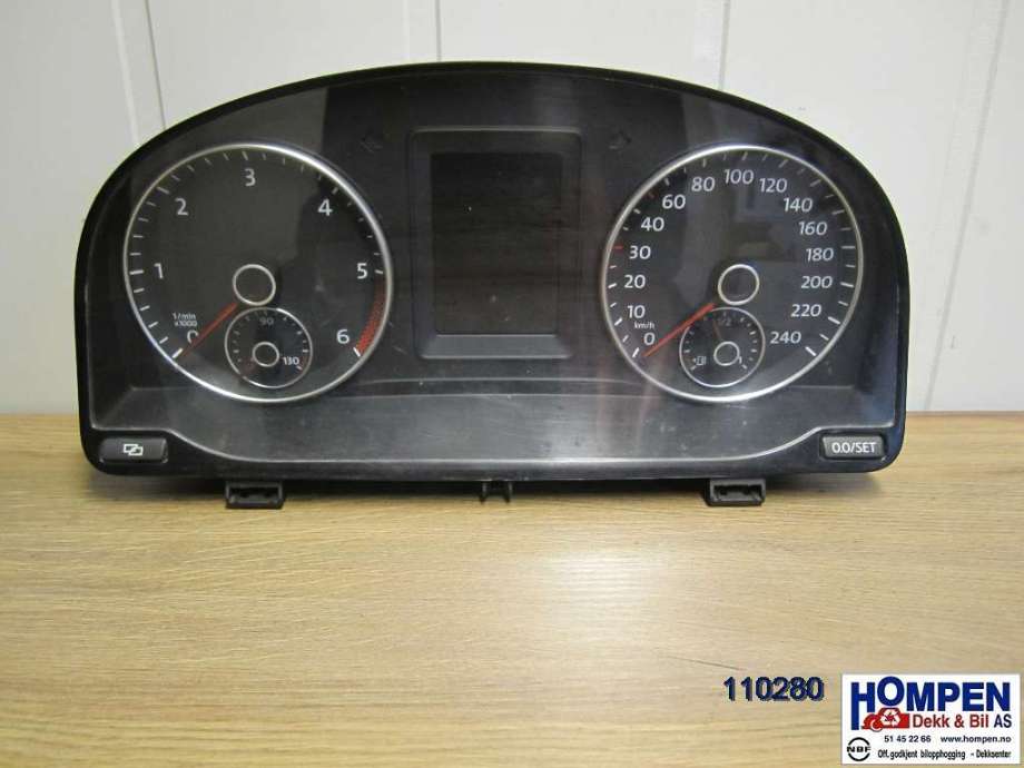 Instrumentpanel til VW Caddy 2010-2015 (Type III, Fase 2) (VOLKSWAGEN|2K0920865E|)