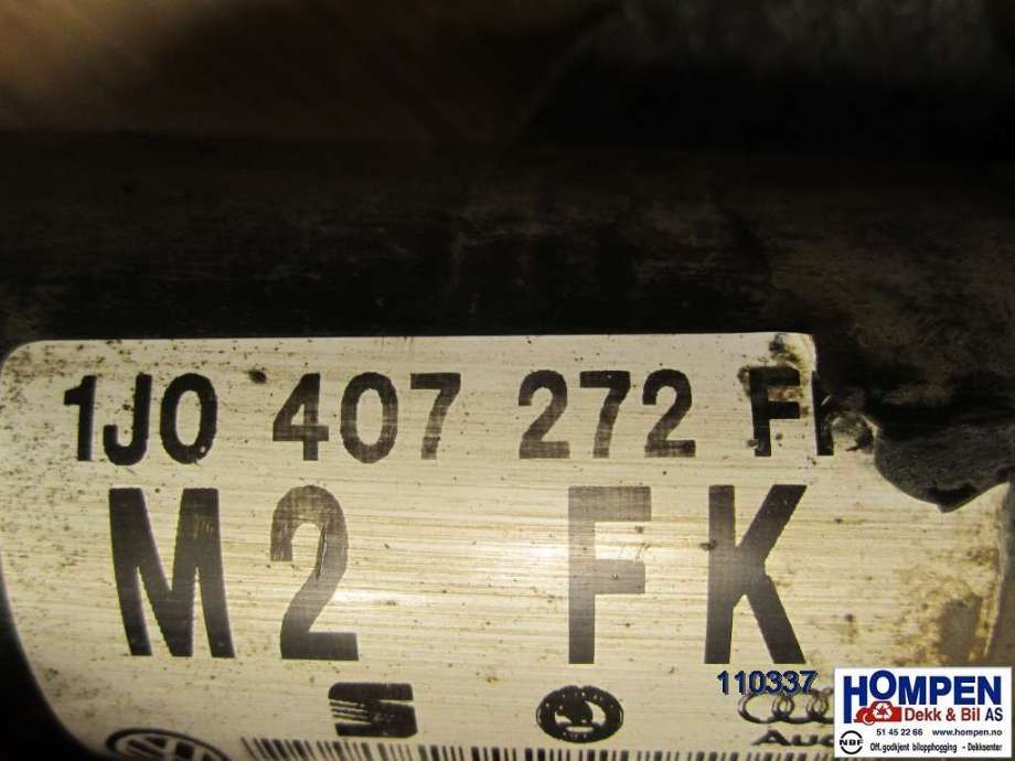 Drivaksel høyre foran til Audi TT 1998-2006 (Type I) (AUDI|1J0407272CT||1J0407272FK)