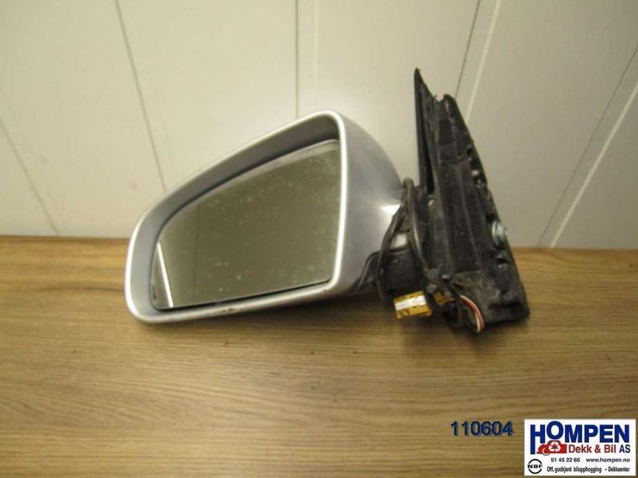 Speil venstre til Audi A4 2004-2008 (Type III) (B7) (B7) (AUDI|8E1858531AA|)