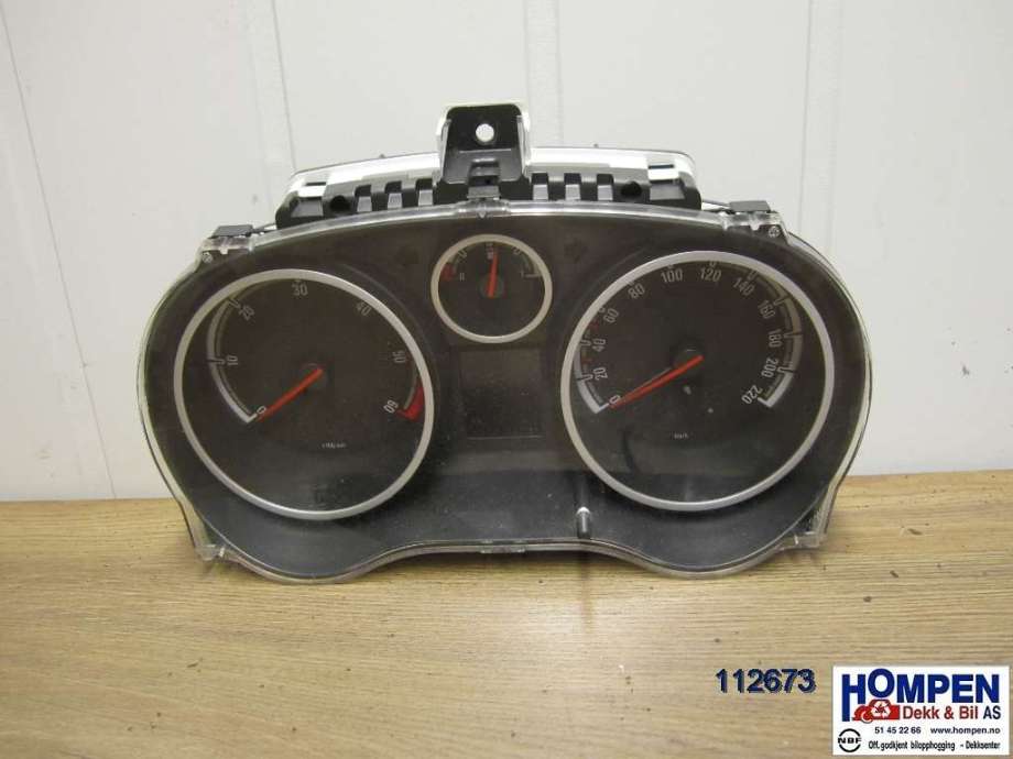 Instrumentpanel til Opel Corsa D, 2006-2014 (OPEL|13373014)