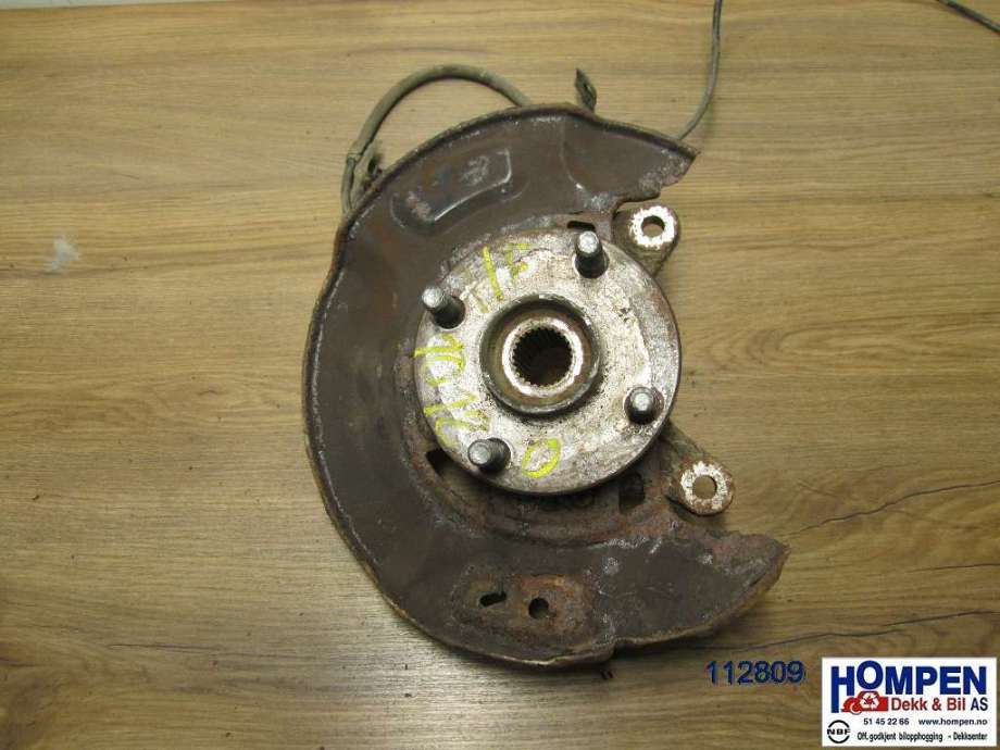 Hjulspindel høyre foran til Toyota Yaris 2006-2009 (Type II, Fase 1)  (TOYOTA|432110D230||432110D130)