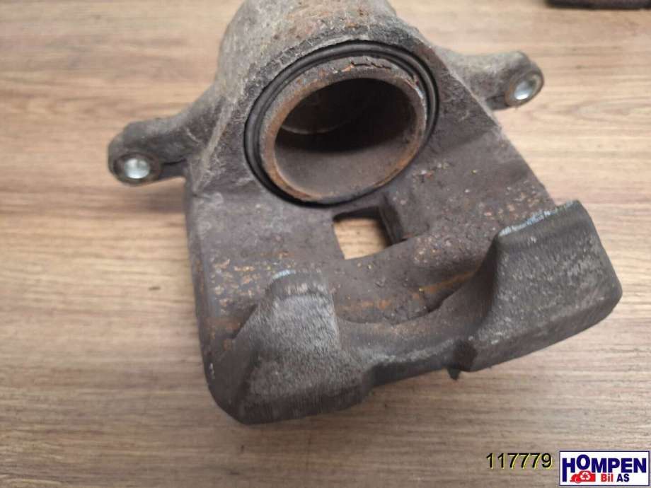Bremsecaliper høyre foran til Toyota Hiace 2007-2012 (Fase 3)  (TOYOTA|4773026132|)