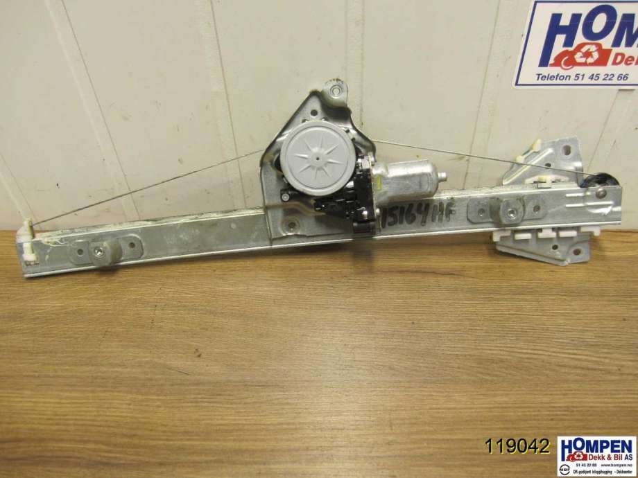 Ruteheis høyre til Suzuki Grand Vitara 2005-2015 (Type III) (SUZUKI|8340165J01|2621003520|8343065J00)