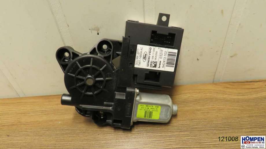 Ruteheis venstre til Ford Kuga 2008-2012 (Type I) (FORD|1767046|)