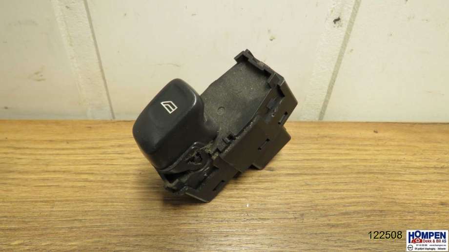 Bryter ruteheis til Volvo S60, 2000-2004 (Type I, Fase 1)  (VOLVO|30658696)
