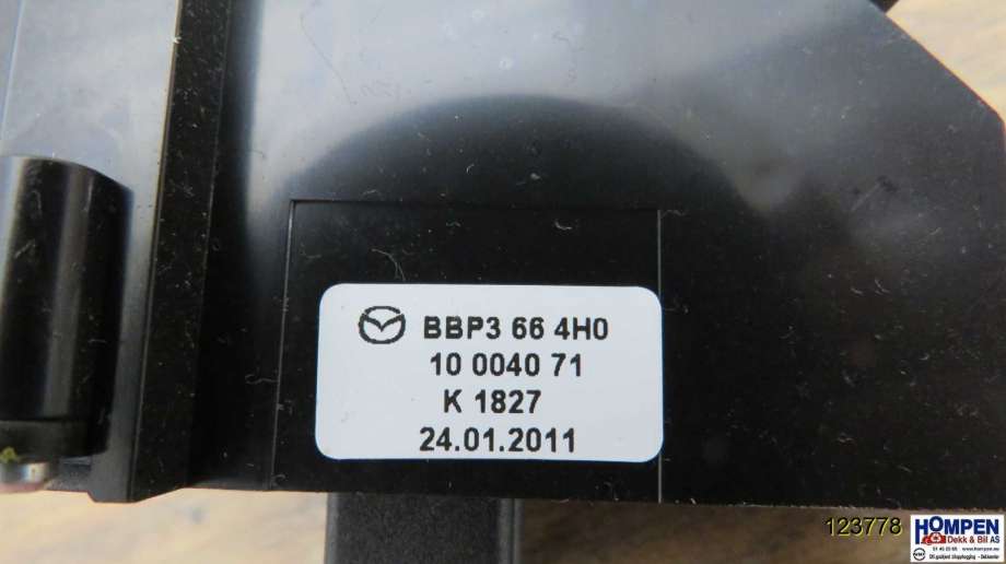 Bryter nødblink til Mazda 5 2011-2015 (Type II)  (MAZDA|BBP3664H0|)