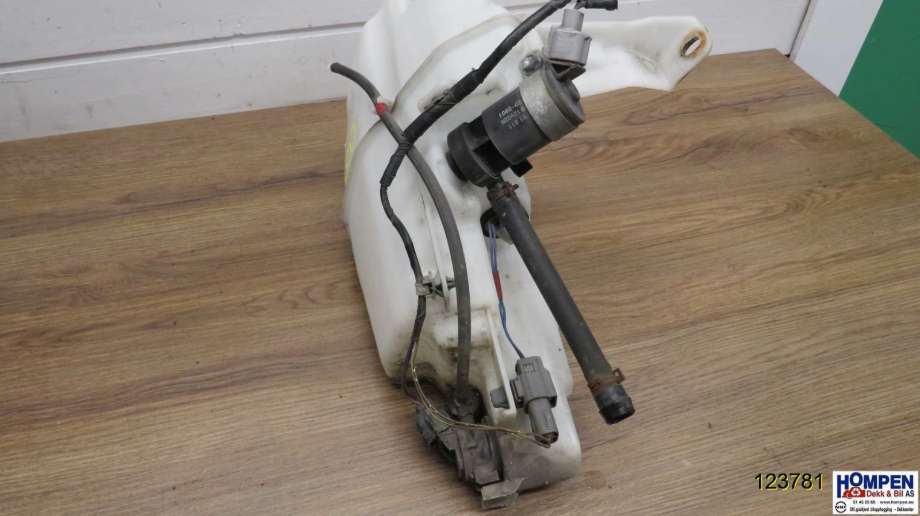 Spylertank til Mazda 5 2011-2015 (Type II) (MAZDA|CG1567480B|)