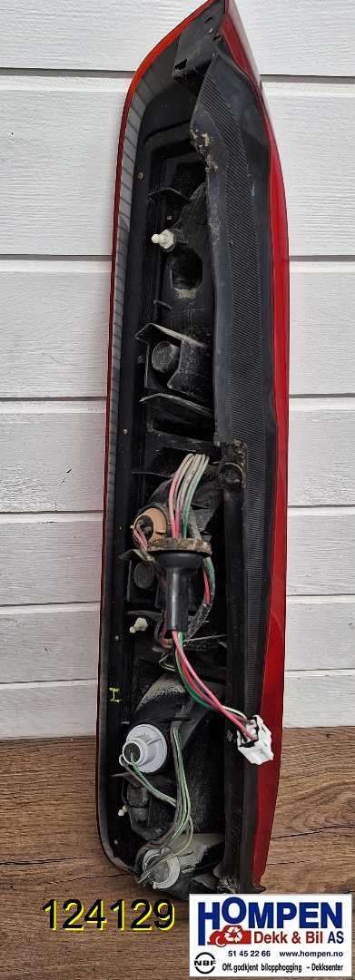 Baklykt høyre til Nissan X-Trail 2002-2007 (T30) (T30) (NISSAN|265508H326|)