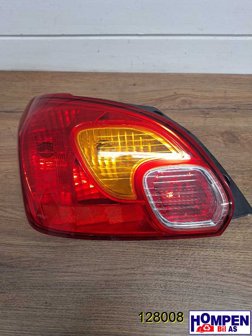 Baklykt venstre til Mitsubishi Space Star, 2013-->> (Type II)  (MITSUBISHI|8330A781)
