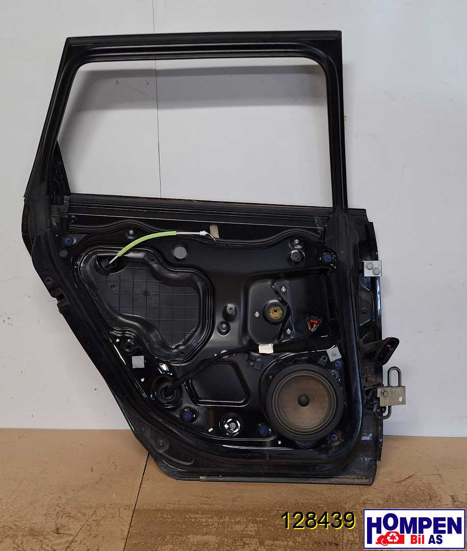 Dør venstre bak til Audi A3 2003-2008 (Type II, Fase 1)  (AUDI|8P4833051A|)