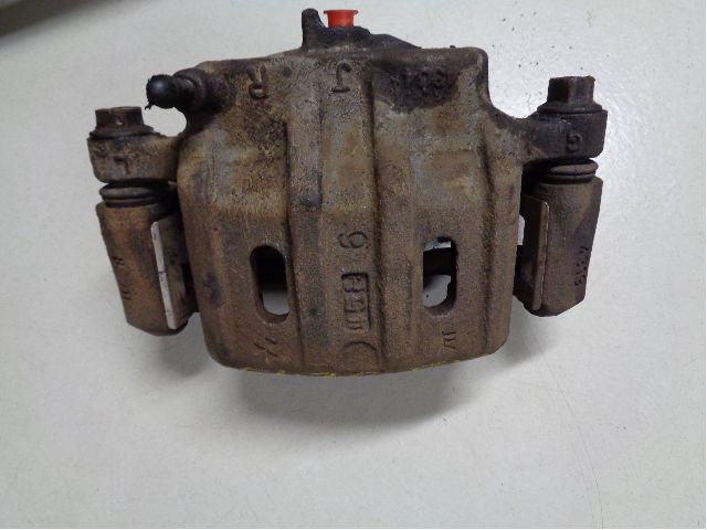 Bremsecaliper høyre foran til Mitsubishi Outlander 2003-2006 (Type I)  (MITSUBISHI|MR370775|)
