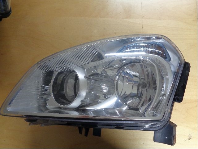Frontlykt venstre halogen til Nissan Qashqai 2007-2010 (Type I, Fase 1) (NISSAN||26060JD90A)