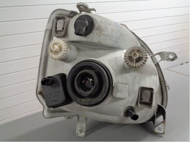 Frontlykt venstre halogen til Opel Agila 2000-2007  (OPEL||09204189)