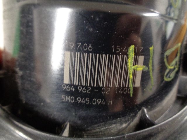 Baklykt høyre indre til VW Golf, Plus/Cross 2005-2009 (Fase 1)  (VOLKSWAGEN|5M0 945 093 J|5M0 945 094 S|5M0945094H)