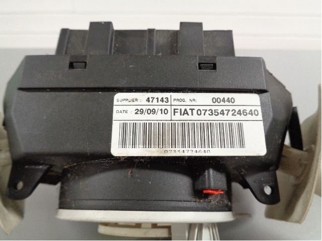 Bryter lys til Fiat 500 2008-2020 (FIAT|07354724640|)