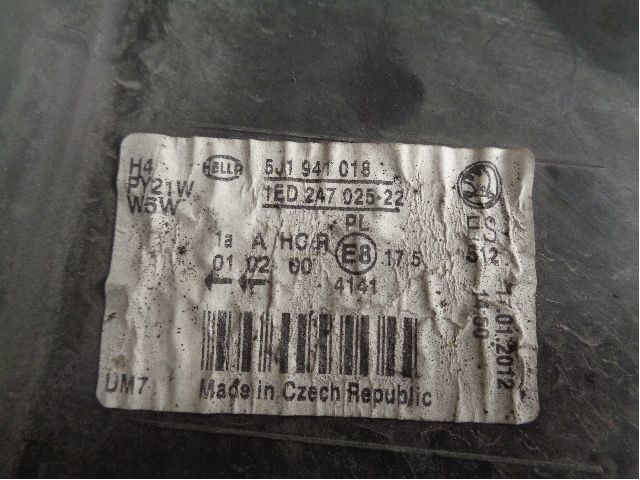 Frontlykt høyre halogen til Škoda Fabia 2007-2010 (Type II, Fase 1) (SKODA|5J1 941 018||5J1941018)