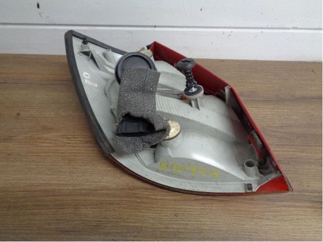 Baklykt høyre til Škoda Fabia 2007-2010 (Type II, Fase 1)  (SKODA|5J6945112|)