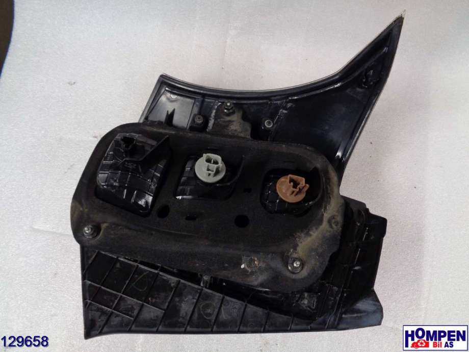 Baklykt høyre til Toyota iQ 2009-2014  (TOYOTA|)
