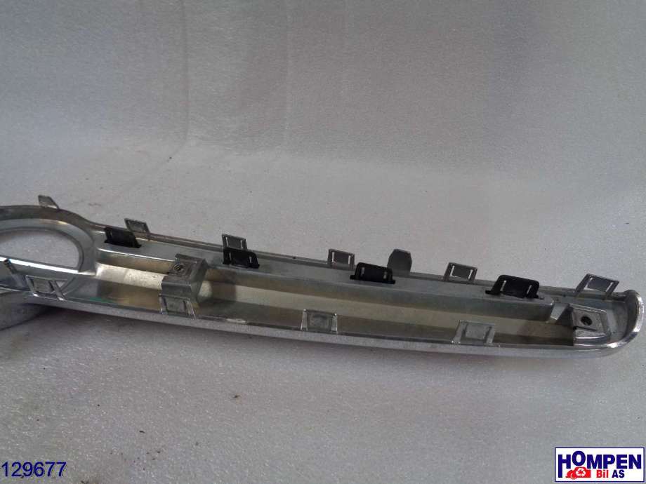 Grill til Opel Combo D 2012-2018  (OPEL|95513025|)