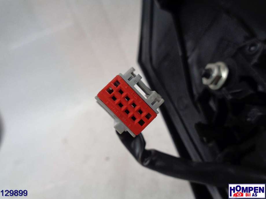 Speil høyre til Ford Focus 2008-2010 (Type II, Fase 2) (FORD|8M51-17682-TF|1728286|)
